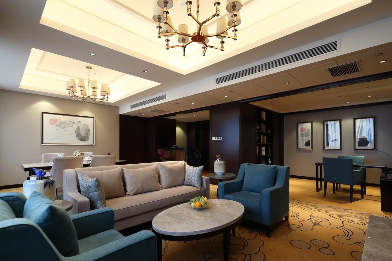 Jinan Luxury Blue Horizon Hotel Zewnętrze zdjęcie