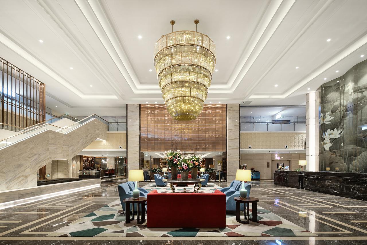 Jinan Luxury Blue Horizon Hotel Zewnętrze zdjęcie