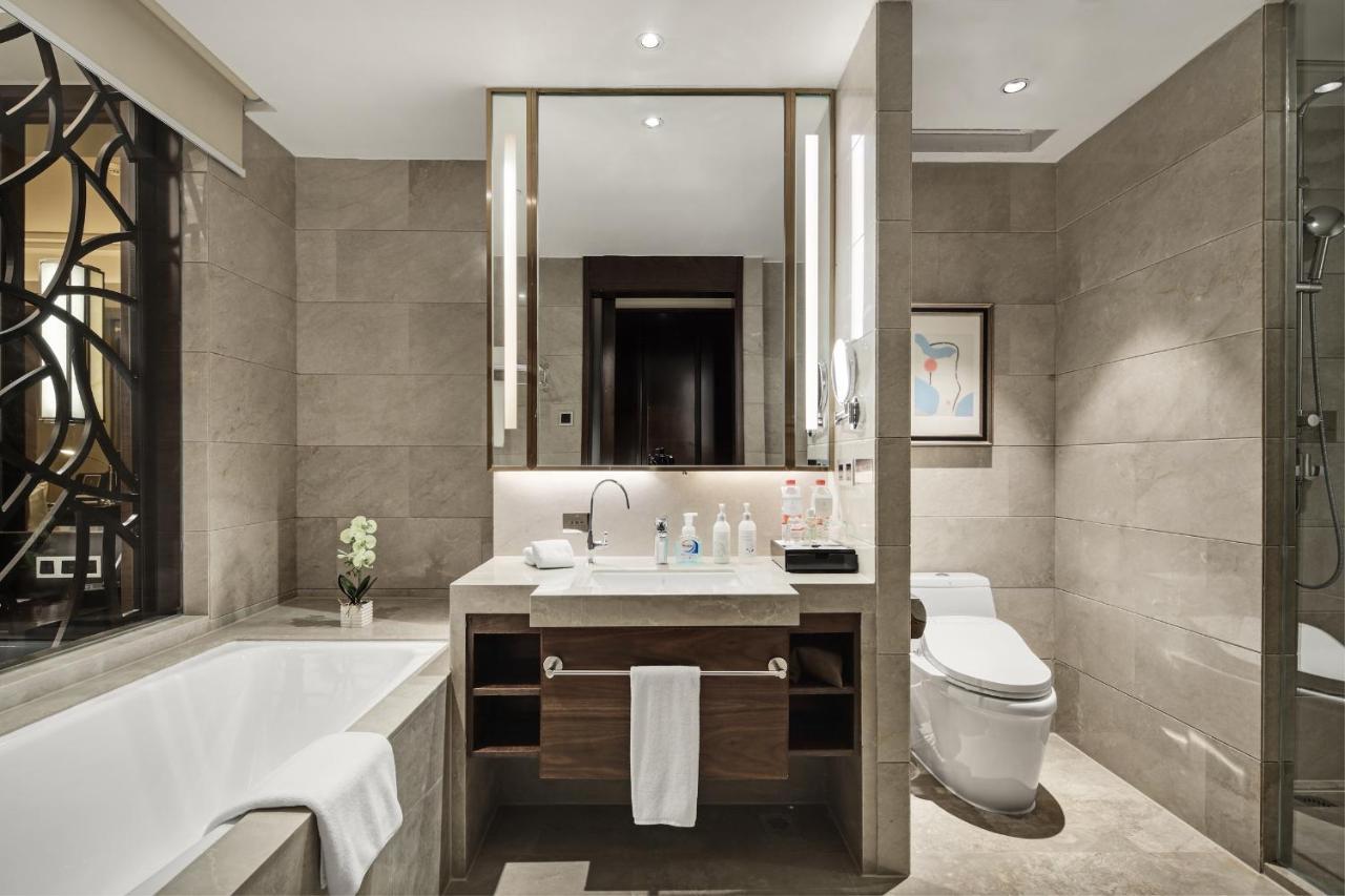 Jinan Luxury Blue Horizon Hotel Zewnętrze zdjęcie