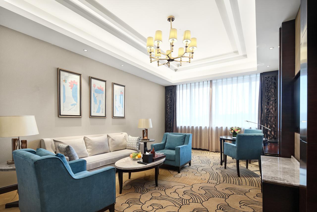 Jinan Luxury Blue Horizon Hotel Zewnętrze zdjęcie