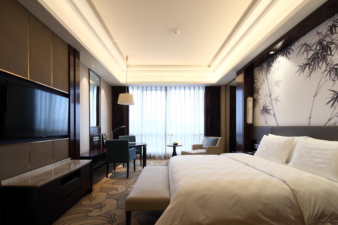Jinan Luxury Blue Horizon Hotel Zewnętrze zdjęcie