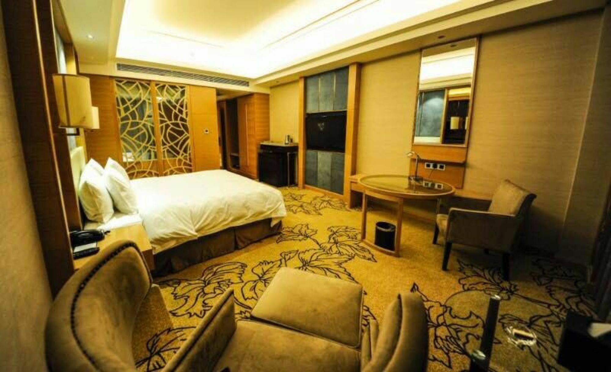 Jinan Luxury Blue Horizon Hotel Zewnętrze zdjęcie