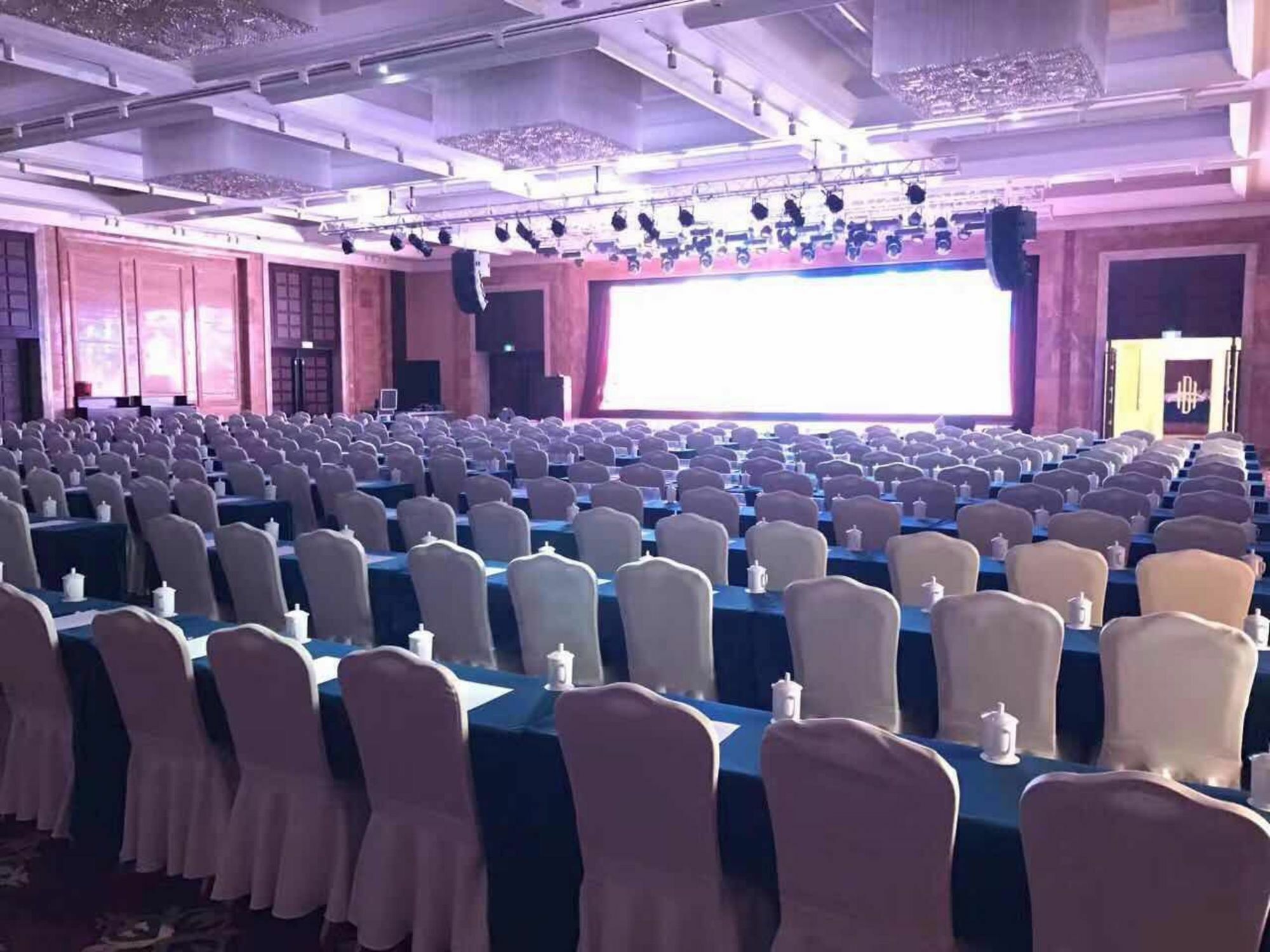 Jinan Luxury Blue Horizon Hotel Zewnętrze zdjęcie